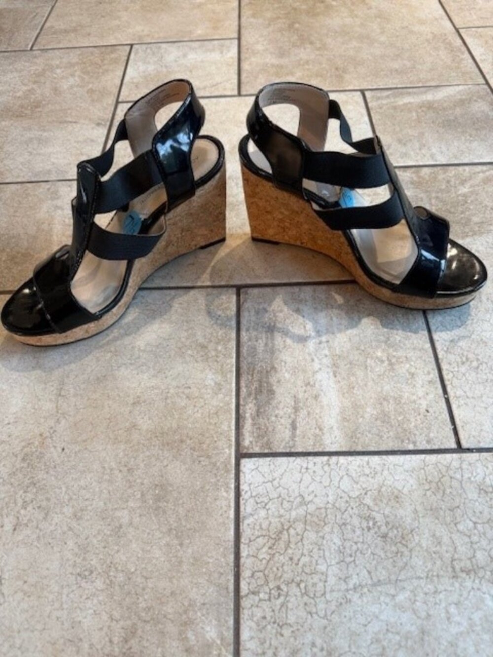 Adrienne Vittadini Patent Leather and Cork Wedge Sandal Size 7 1/2